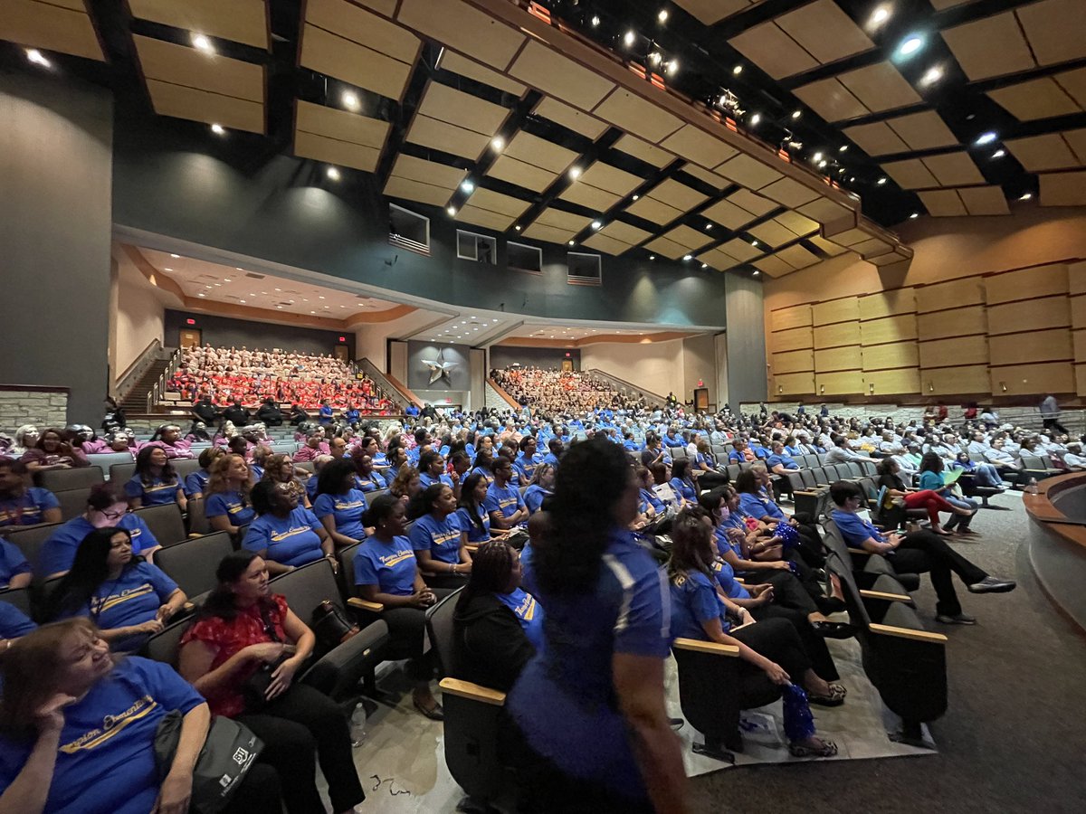 AftSpring's tweet image. Day 1 of @SpringISD Pep Rally Palooza at Delaney High School was amazing! These teachers are ready and excited for this school year! #SpringAFT #SpringISD #PepRallyPalooza