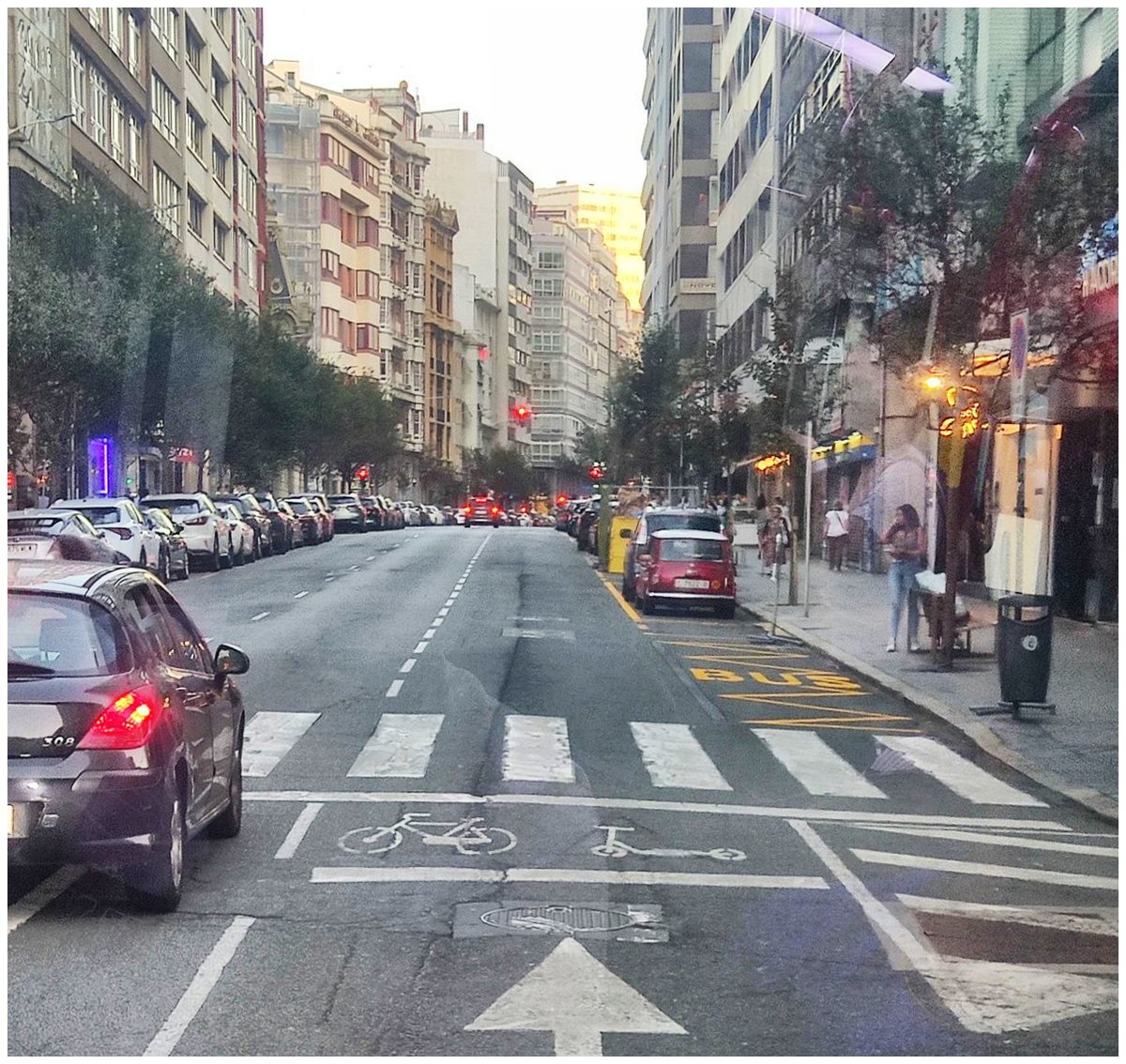 BlogBusurbano's tweet image. Tercera Fase de obras de #SanAndrés:
#Lín3 y #Lín7, desviadas por #JuanFlórez (con 🏳parada provisional en el #HotelHesperia) Notariado, Fontán, Pz de Mina (🏳)

Prosiguen las obras para reconvertir San Andrés en "un bulevar maravilloso y sensacional" ...

busurbano.blogspot.com/2024/08/lineas…