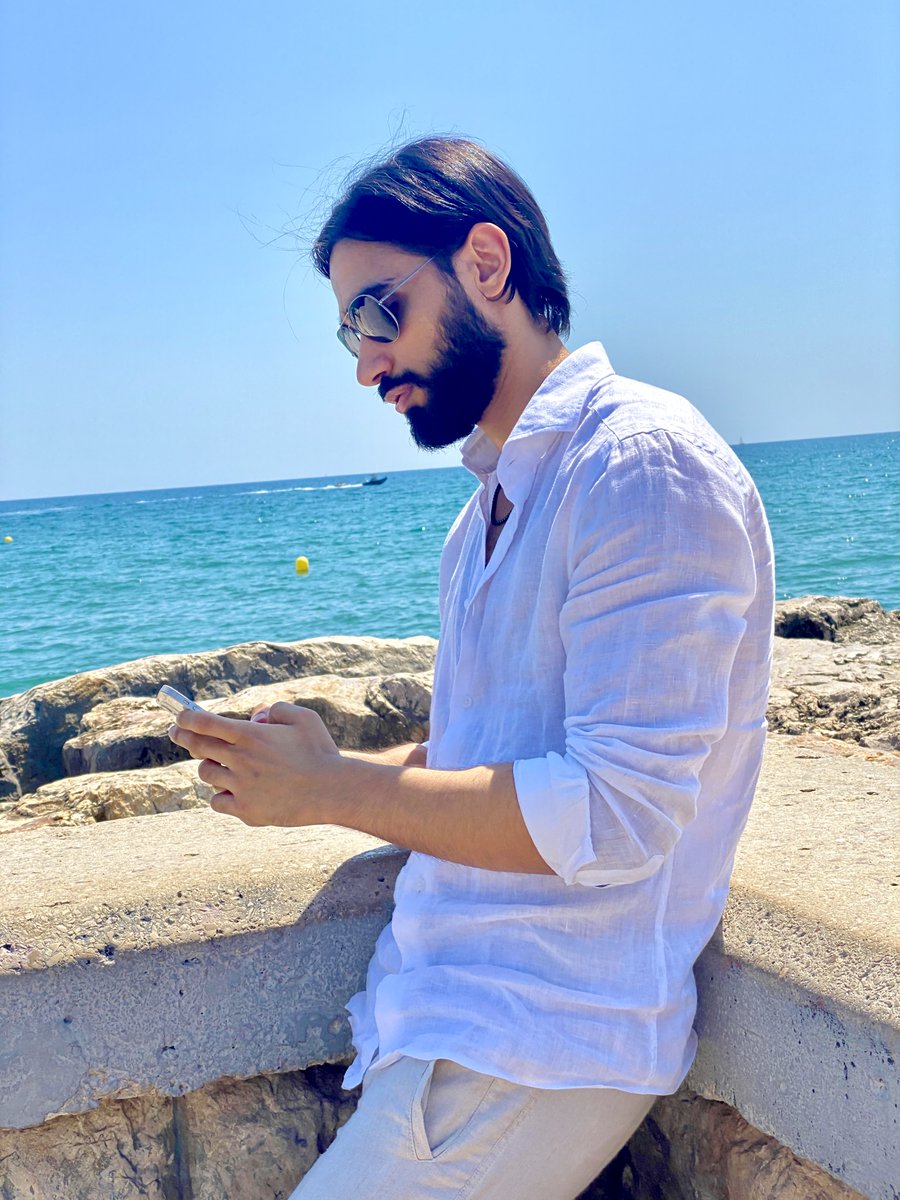 The most powerful trading hack: 

A daily routine.

I've seen traders master this and make 5-10% monthly with under 30 mins of daily work.

Apply this and change your life: