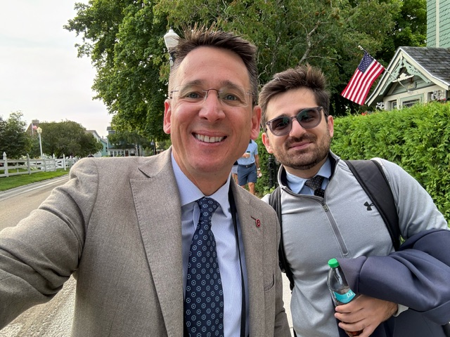 Mujtabakhalil's tweet image. Had a great time at the Midwest Surgical Association presenting our work on #opioid #misuse and #variation in lymph node count in #pancreatic #cancer. 

Thank you to #MSA for the #URM travel grant, and to my mentor, Dr. @timpawlik , for his continuous support and mentorship.