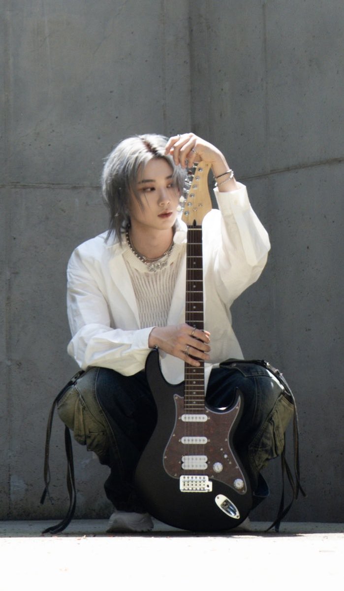 nugupromo's tweet photo. LUVEN, formerly known as BDC's Junghwan, has shared concept photos for his debut mini album 'CANCELLATION', releasing on August 7th! https://t.co/1gfwgdq8G6