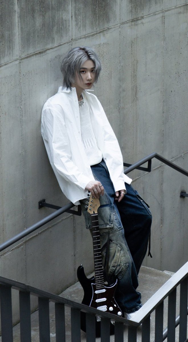 nugupromo's tweet photo. LUVEN, formerly known as BDC's Junghwan, has shared concept photos for his debut mini album 'CANCELLATION', releasing on August 7th! https://t.co/1gfwgdq8G6