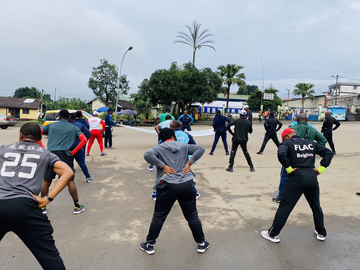 NaslaCameroon's tweet photo. En prélude à la célébration conjointe le 10 Août prochain, de la 13e #JADDL , ainsi que la 7e #JAEC, la #NASLA a pris part ce mardi 06 août 2024 à Buea, à la marche sportive organisée par le #MINDDEVEL, aux côtés de ses administrations partenaires. https://t.co/7yp6LzULaL