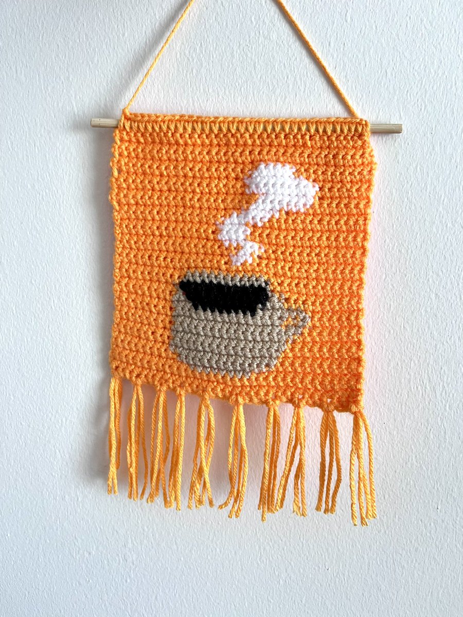 HeatherKnitcole's tweet photo. My new obsession. #crocheted 
Tapestry ☕️🧶 https://t.co/R2xEUJkQwL
