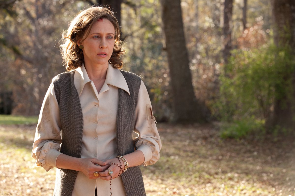Let's all clap 👏 It's Vera Farmiga's birthday!