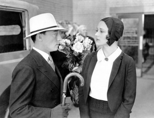 FriendlessGhoul's tweet photo. Buster Keaton and Sally Eilers
Doughboys - 1930
#busterkeaton #sallyeilers #damfino #oldhollywood #talkies #precode https://t.co/qnMvy6YimK