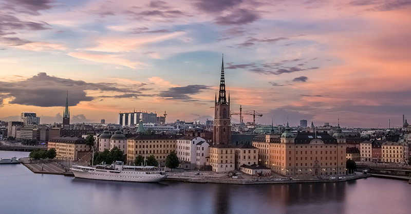 Relocation Tip – Sweden: if you are managing relocations to Sweden, it’s useful to know that subletting apartments is common. There are two types of Swedish leases – First-hand leases between a tenant and landlord, and second-hand leases between a tenant and the next tenant.