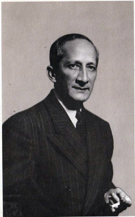Hoy #6Ago conmemoramos el nacimiento del reconocido poeta, humorista, abogado y político venezolano, Andrés Eloy Blanco, quien en vida luchó por la conquista de un país democrático y próspero🇻🇪