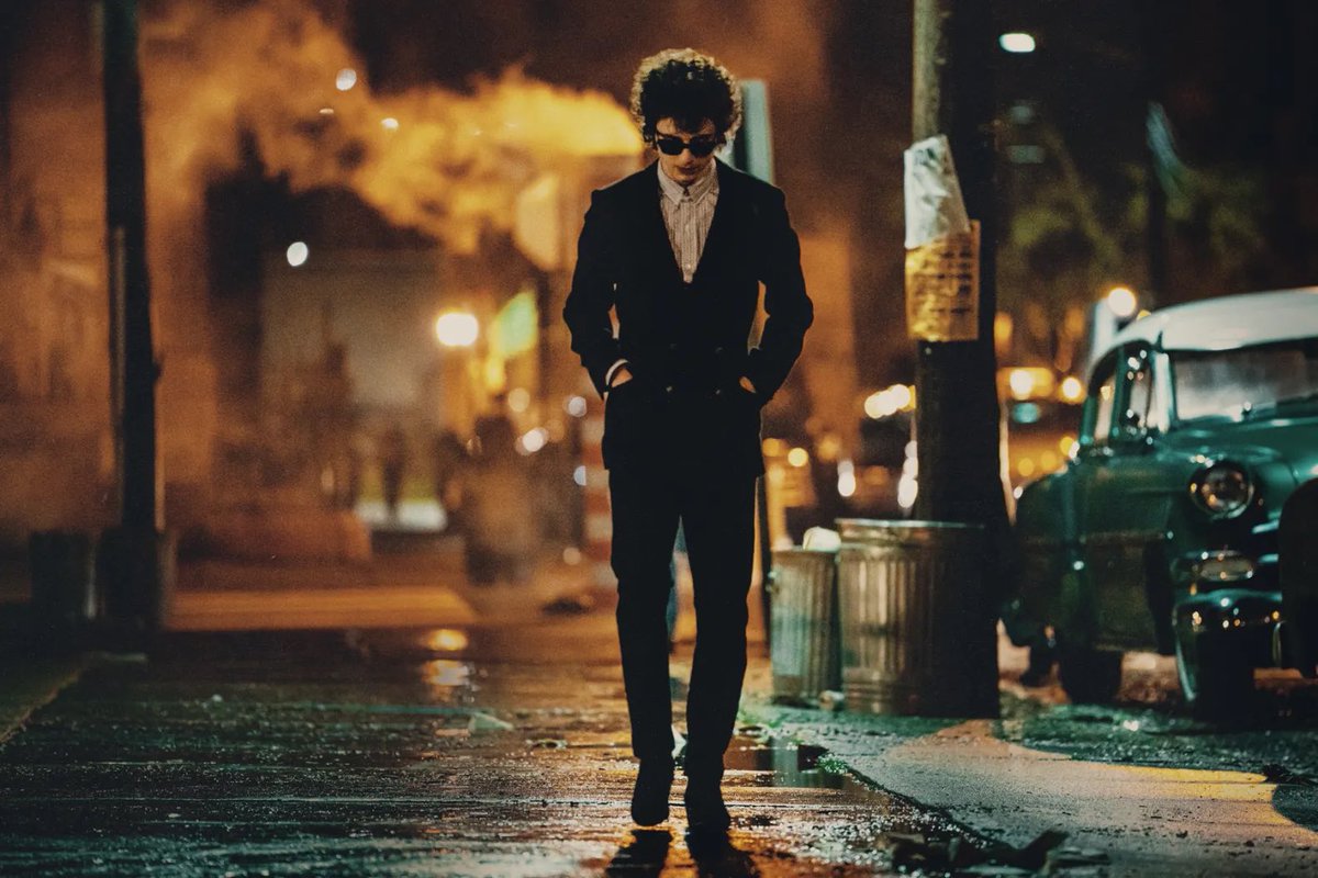 FilmUpdates's tweet photo. James Mangold’s ‘A COMPLETE UNKNOWN’ will be released in theaters in the US on December 25, 2024 and in the UK on January 17, 2025.

Starring Timothée Chalamet as Bob Dylan. https://t.co/HAgNBo8n1i
