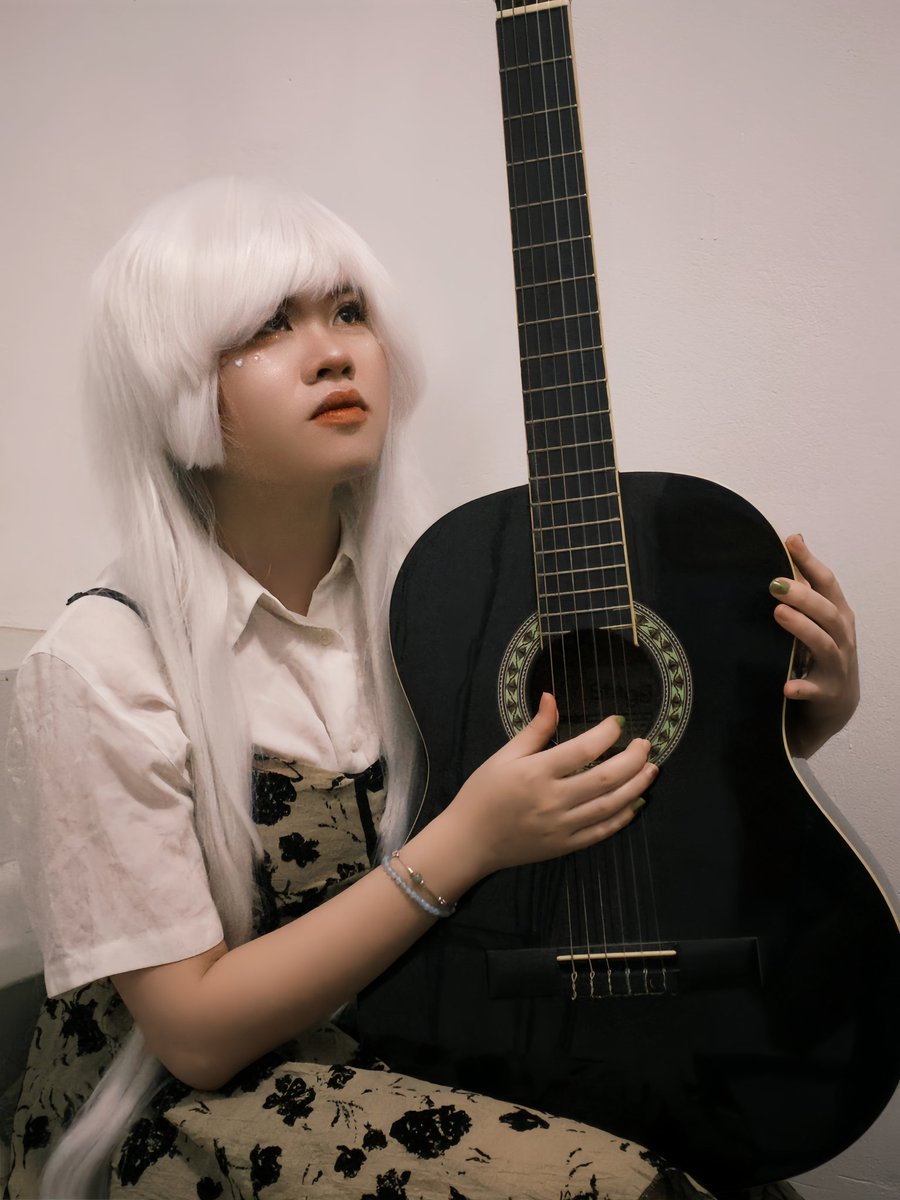 kir_2w's tweet photo. Melody 🎶🎸 https://t.co/Psc6JQFr0t