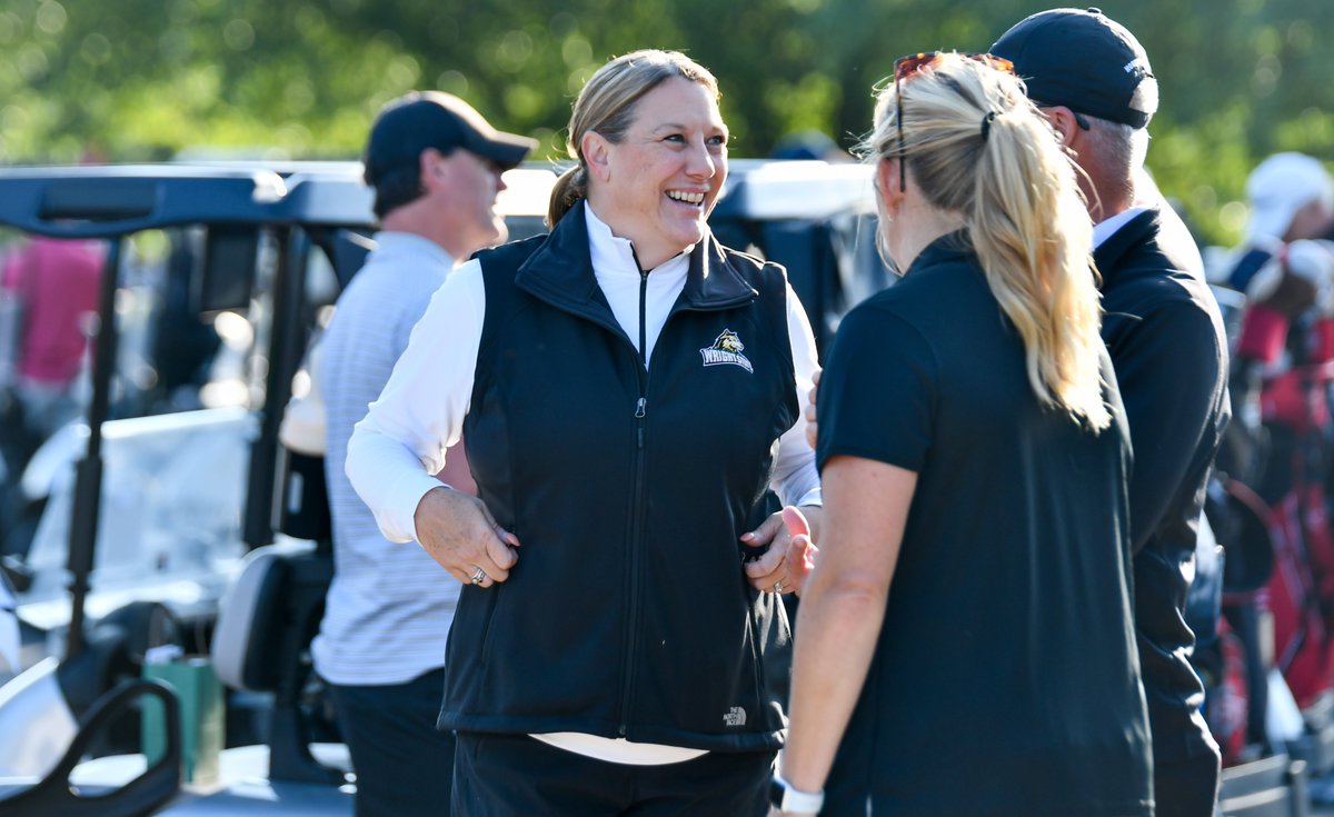 WSUWBasketball's tweet image. Don't get FOMO, sign up for our second annual Birdies &amp;amp; Buckets Golf Outing today!

Sign up here ➡️ bit.ly/WSUBirdiesAndB…

#RaiderUP | #RaiderFamily