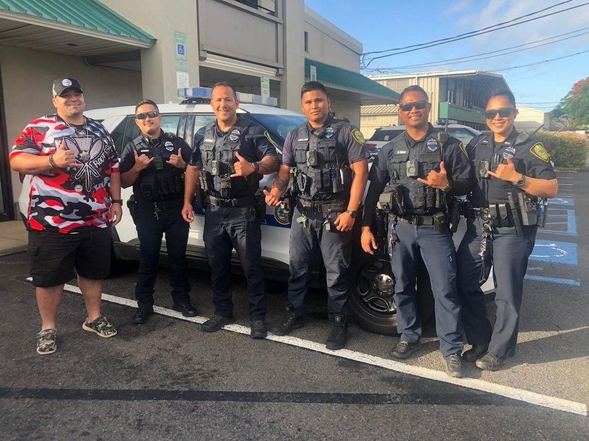 BuffaloCountySO's tweet photo. Deputy Jake Valentine recently visited his hometown of Wailuku, Maui, Hawaii, to reconnect with family and meet fellow law enforcement officers. It's special to see the bonds of brotherhood and sisterhood in blue extend across the miles. #FamilyInBlue https://t.co/hEpz1ibrGq