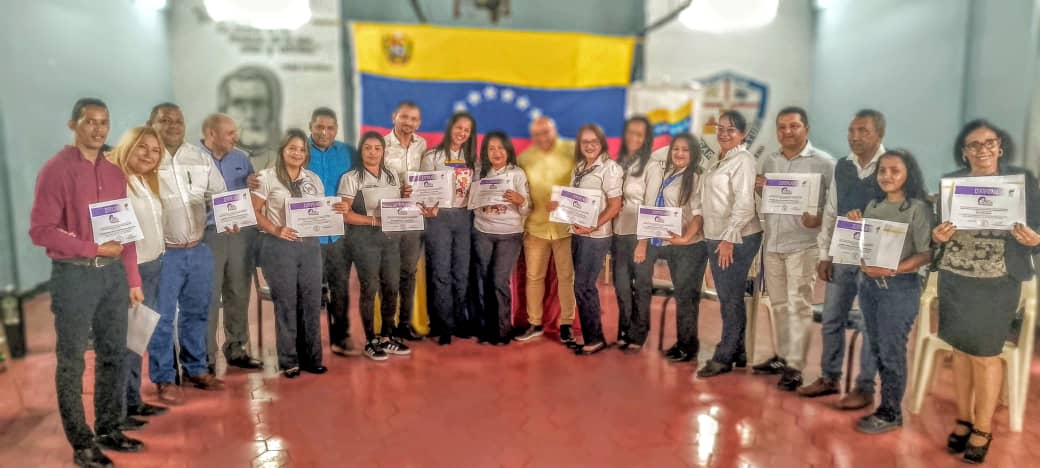 @CdceFalcon tweet media