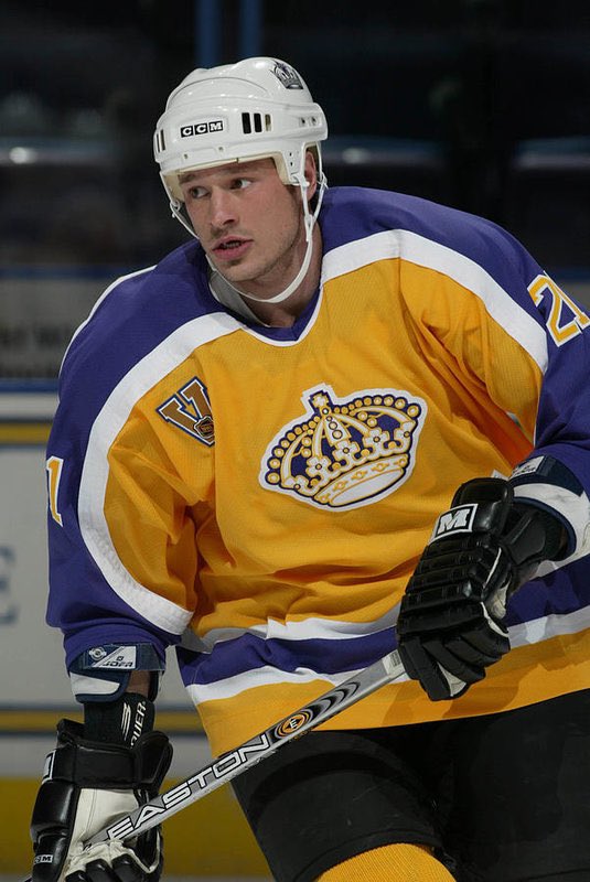 The Kingstorian tweet media