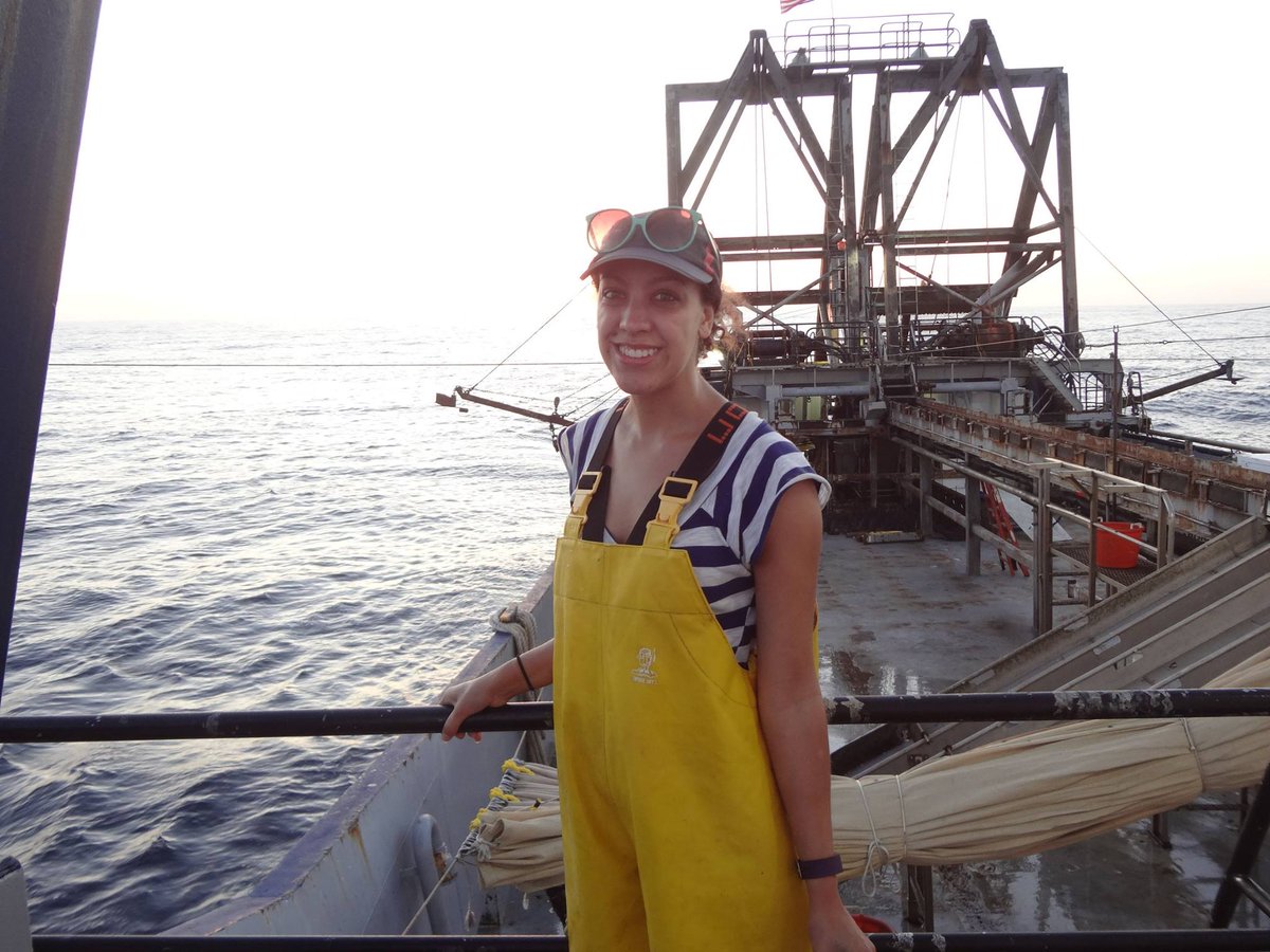 ChesResearch's tweet photo. CRC is #hiring for a 3-year position with @chesbayprogram’s Fisheries Goal Team. The Staffer will support efforts to enhance cross-jurisdictional, ecosystem-based fisheries management in the Bay and use science to inform management decisions. 

Due Aug 25 https://t.co/jfsOAZe68J https://t.co/6RBFBpPLi7