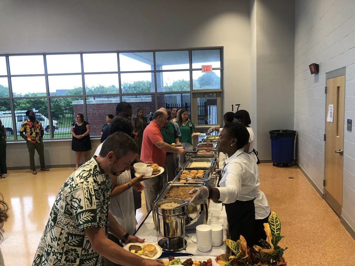 Suffolk Public Schools Nutritional Services tweet media