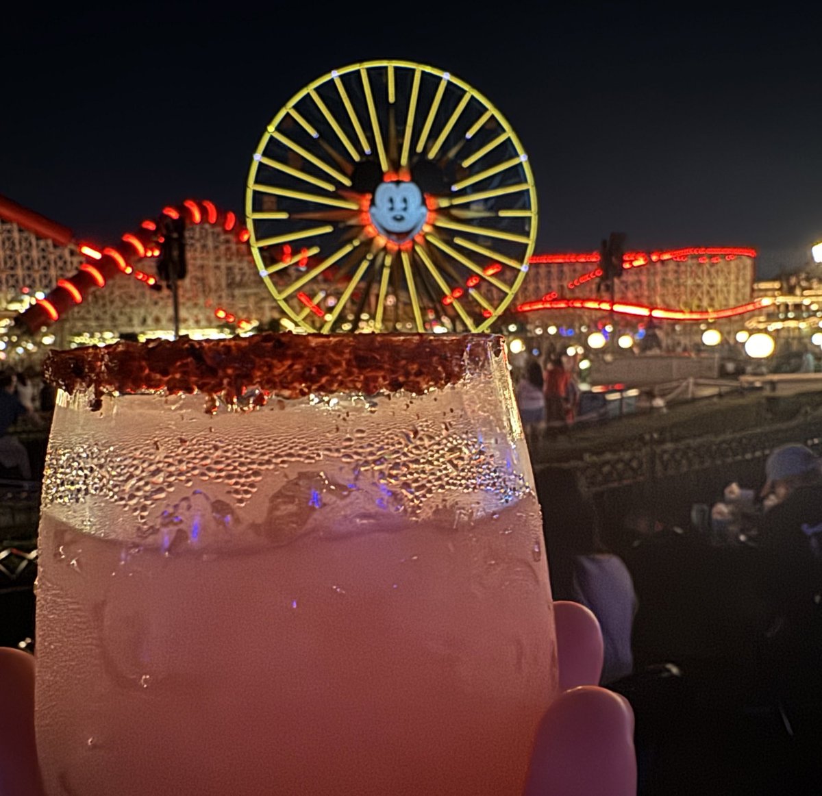 imdanielholt's tweet photo. So about last nightโฆ๐
#Disneyland #WorldofColor #DessertParty https://t.co/jC6AbBi5Qz