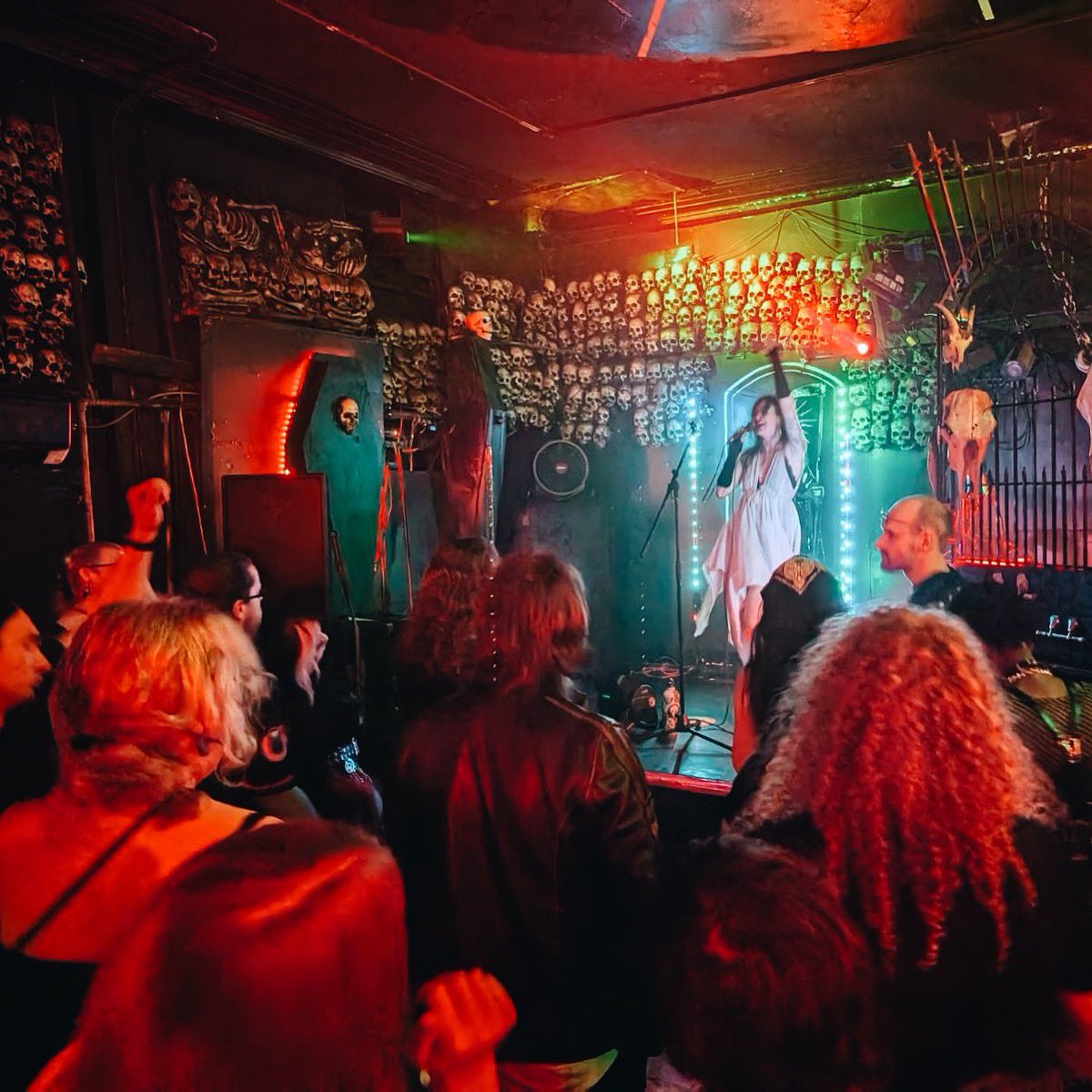 βΎβ©βΎπ·πππππβΎβ©βΎ (@llynksmusic) on Twitter photo Tonight in SF! Performing at <a href="/dnalounge/">DNA Lounge</a> with @ablemachines and A Million Miles Away!! β‘οΈβ‘οΈβ‘οΈ doors at 8pm!! Photo from Coffin Club β°οΈ Tonight in SF! Performing at <a href="/dnalounge/">DNA Lounge</a> with @ablemachines and A Million Miles Away!! β‘οΈβ‘οΈβ‘οΈ doors at 8pm!! Photo from Coffin Club β°οΈ