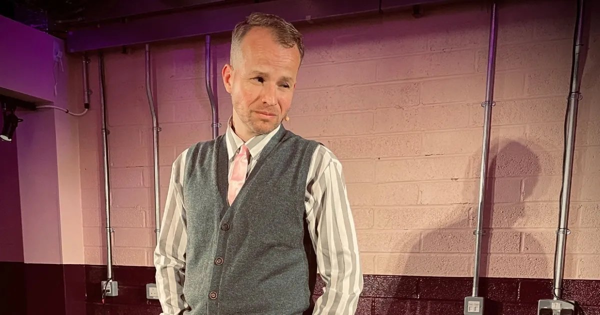 @LondonTheatre1 🦄 (@londontheatre1) on Twitter photo The Pink List - <a href="/KingsHeadThtr/">King's Head Theatre</a>
"This enlightening and intelligent production tells an important and often overlooked aspect of modern history." <a href="/comaweng/">Chris Omaweng</a>
londontheatre1.com/theatre-news/t… The Pink List - <a href="/KingsHeadThtr/">King's Head Theatre</a>
"This enlightening and intelligent production tells an important and often overlooked aspect of modern history." <a href="/comaweng/">Chris Omaweng</a>
londontheatre1.com/theatre-news/t…