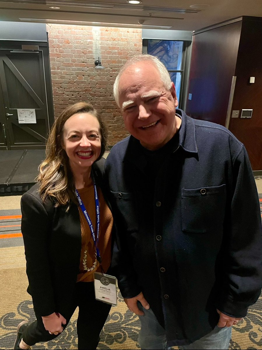 I have been SO EXCITED all morning long as I read all of the wonderful stories about our new VP <a href="/Tim_Walz/">Tim Walz</a> bringing ALL of the “America’s Dad energy” ❤️

📸👇Trade mission to Australia last fall. 

Feeling more energized than I have in years for this #HarrisWalz2024 ticket! 🙌🙌