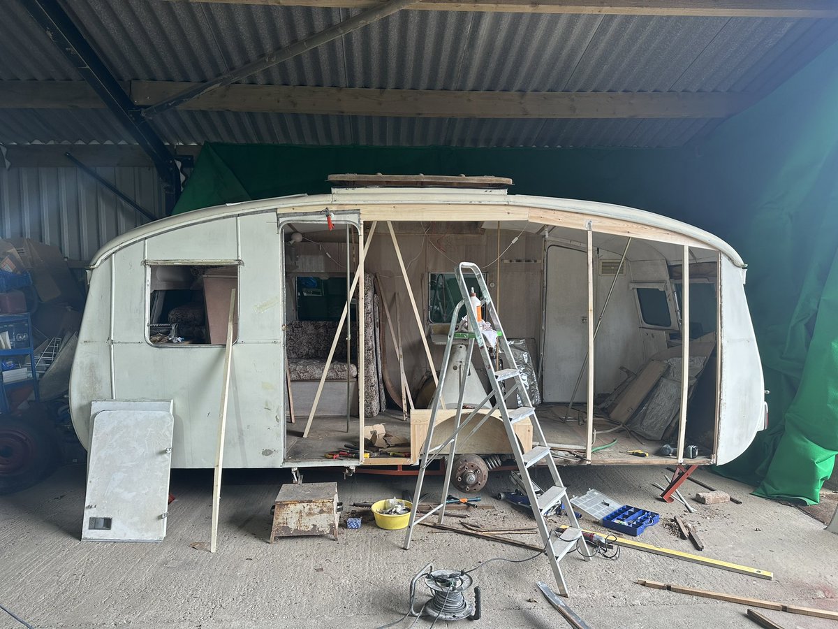 NotAnotherWhiteBox tweet media