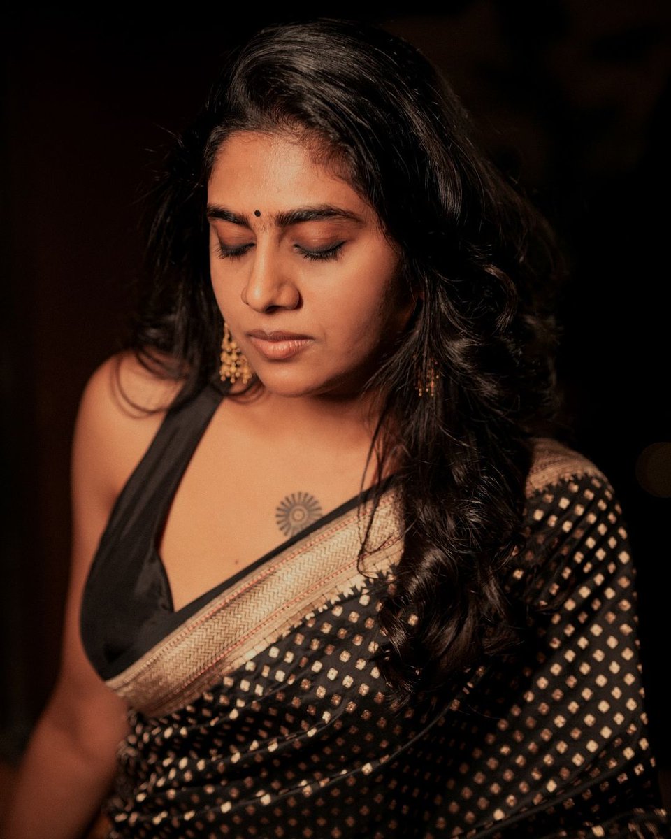 Lovely_Queens1's tweet image. #Nimisha