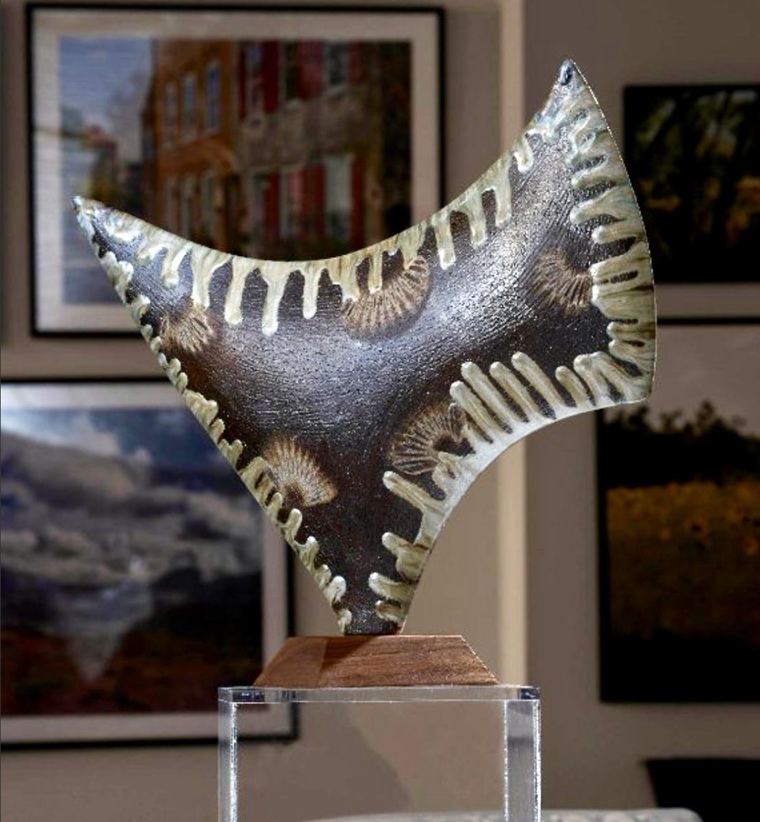 From the creative hands of master potter Joseph Sand is ATLANTIC. This abstract sculpture is sure to be a conversational piece within your home. Created with a dual personality. This unique sculpture is made of North Carolina clay in Randleman. 
Available: valoramericanhome.com/shop/accessori…