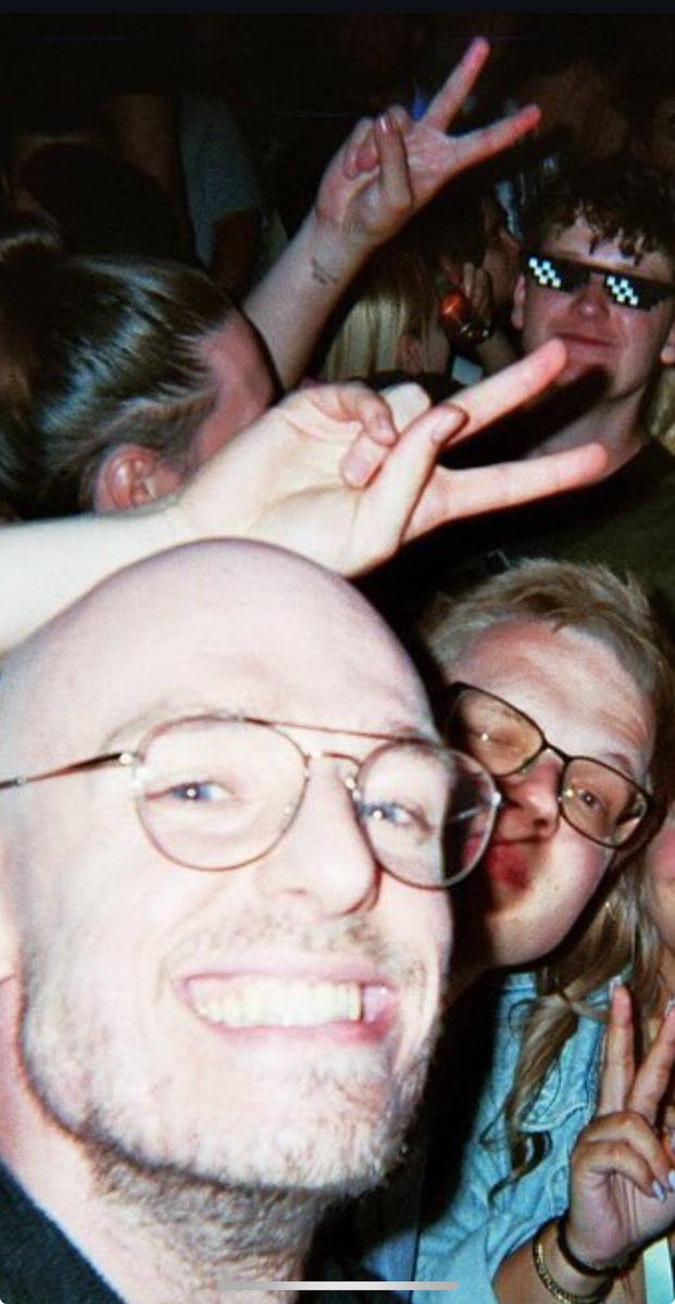 NatVlees tweet media