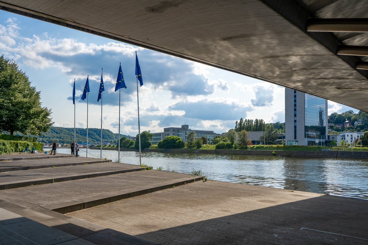 VilledeLiege's tweet photo. #jaimemonquartier ❤️
☀️🌿 Découverte avec notre photographe des quartier d'Angleur et de Kinkempois ❗
👉 À bientôt sur nos réseaux pour d'autres découvertes ❗ 😊
©Ville de Liège
#liege #villedeliege #quartier #balade #soleil #découverte #kinkempois #angleur https://t.co/zBxlc7y5FS