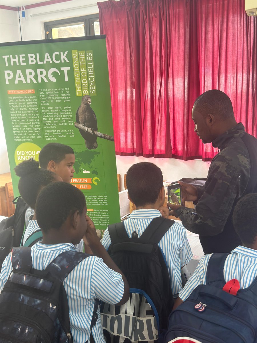 SIF_Seychelles's tweet photo. From July 22-24, we joined the STI Cross-Sectoral Fair to show how we are using technology in our conservation efforts! 🌿
We conducted nest checks using an endoscope,  collected data using  CyberTracker📱, and had a live display of energy consumption on Aldabra!
#SIF #Science https://t.co/HajR7cqb5B
