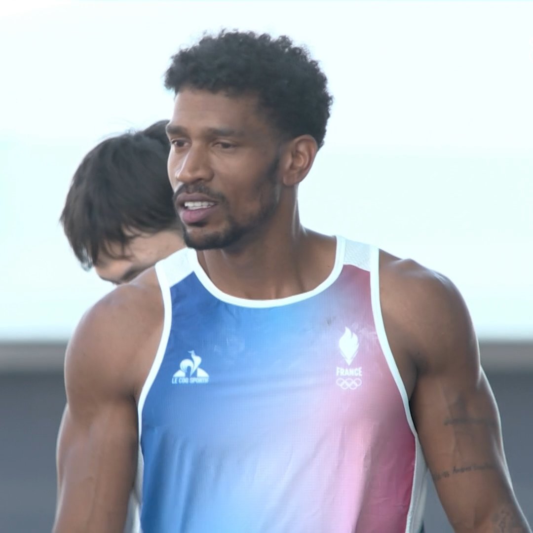 🧗‍♂️ Bassa Mawem (39 ans) qualifié en finale d'escalade (vitesse) pour un centième ! #Paris2024 
rmcsport.bfmtv.com/jeux-olympique…