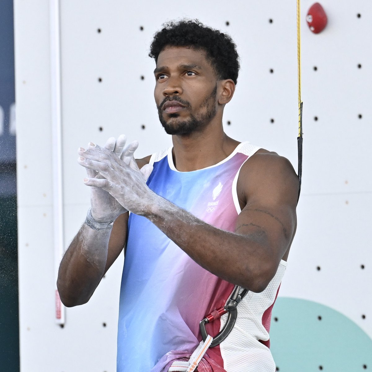 🇫🇷 Bassa Mawem en finale de la vitesse 🤩

Objectif première médaille olympique pour notre grimpeur 🤞

#Paris2024 

📸 CNOSF / KMSPS