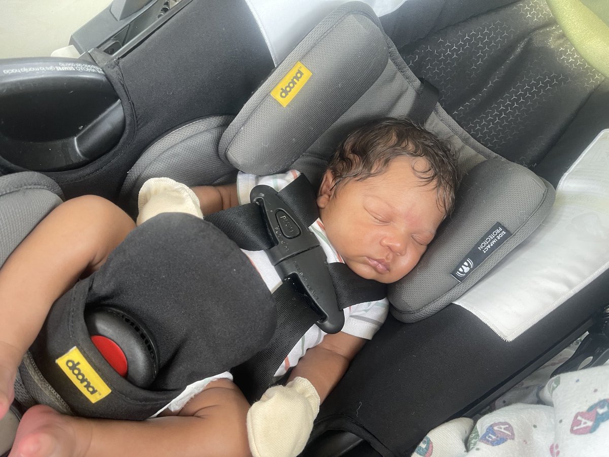 KeeBlazzin's tweet photo. My Jr is all that matter 💙💙💙🌍 https://t.co/WUhL0nq863