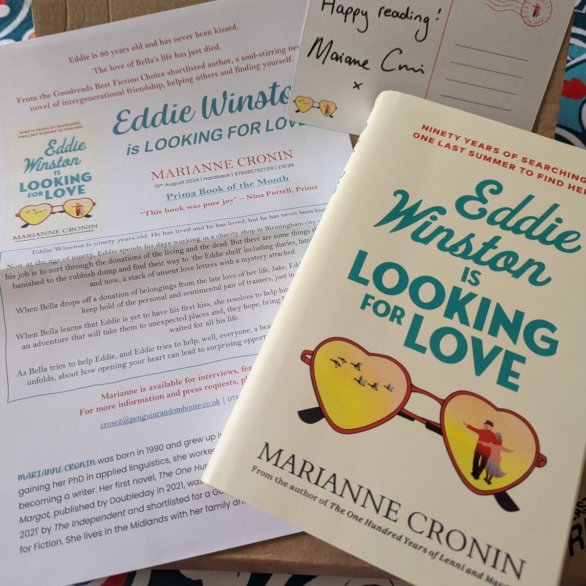 donna_smart's tweet photo. Oh my days π€π€π€ look at this beauty. I think we need a new name for snail mail because this arrived at lightening speed. #BookMailIsTheBestMail
Thank you so so much to @Matineegirl @DoubledayUK & @itsmcronin
#PrimaBookofTheMonth #August #EddieWinstonIsLookingForLove https://t.co/TpaTa4Pd6A