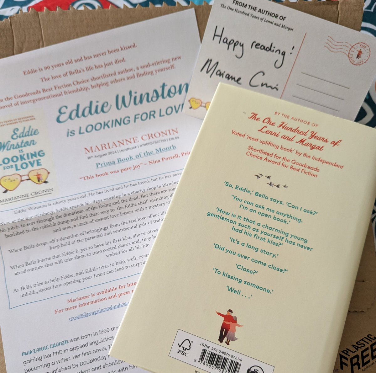 donna_smart's tweet photo. Oh my days π€π€π€ look at this beauty. I think we need a new name for snail mail because this arrived at lightening speed. #BookMailIsTheBestMail
Thank you so so much to @Matineegirl @DoubledayUK & @itsmcronin
#PrimaBookofTheMonth #August #EddieWinstonIsLookingForLove https://t.co/TpaTa4Pd6A