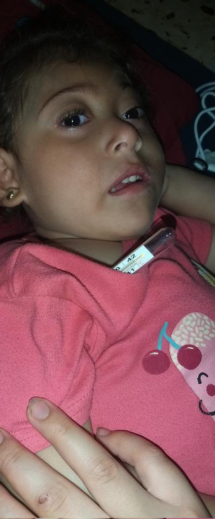 Pineapples911x's tweet photo. Can you please make dua for Jannah? She has a very high fever that’s not going down 😢

Her mom’s worried sick. Please support them by sharing and donating inshaAllah.

100SEK = $10

https://t.co/0BNYLyCdt7 https://t.co/S1YD8sRt8L
