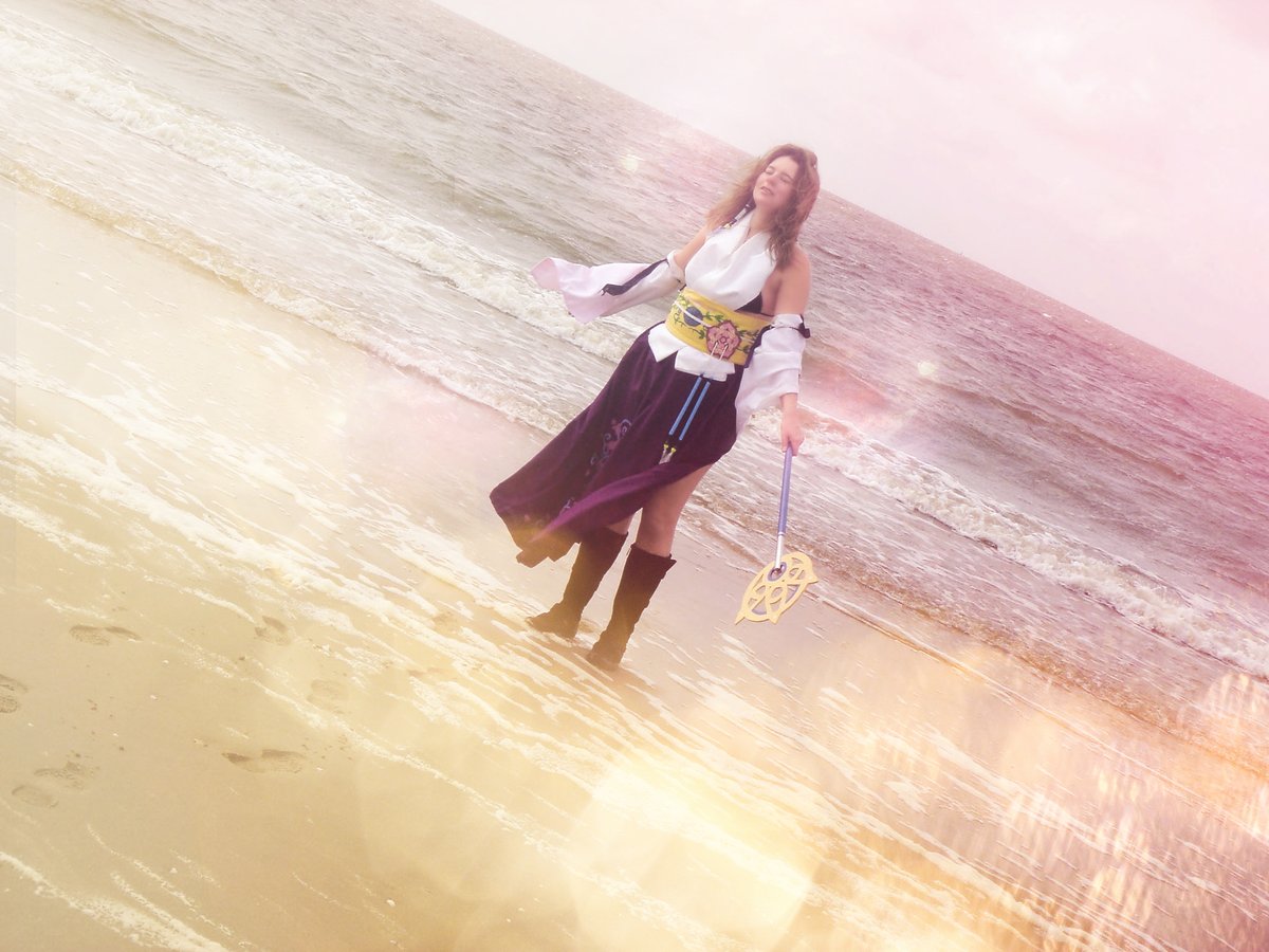 Jenangel_Blog's tweet photo. @86thFloor @SquareEnix Tifa Lockhart 
Terra Branford
Rydia
Yuna (my first cosplay) https://t.co/QsBwKs3uTa