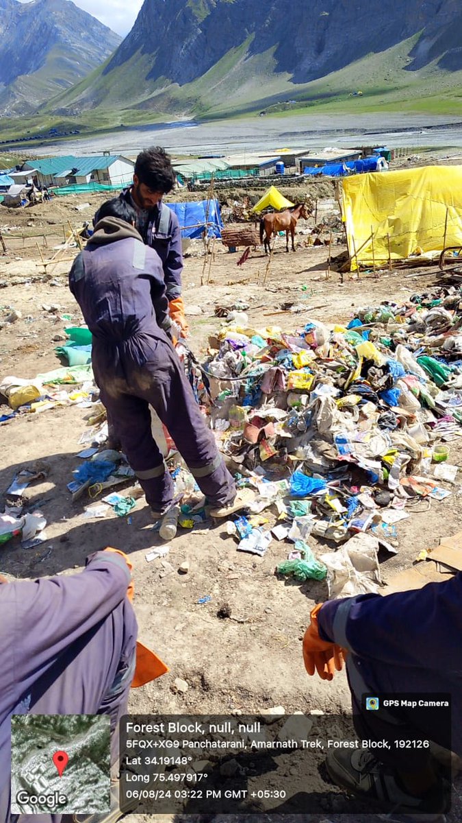 Urbanenviroltd's tweet photo. The team has successfully cleared garbage at Panchtarni, ensuring a cleaner and more beautiful environment for all. Let's continue to work together to maintain the sanctity of our sacred spaces. #CleanPanchtarni #SwachhBharat #ShriAmarnathJiYatra2024 https://t.co/c73G6r4zFL