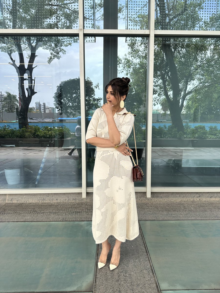 iamsonalibendre's tweet photo. A little photo dump because why not? 😄 https://t.co/bc4XhpQDlN