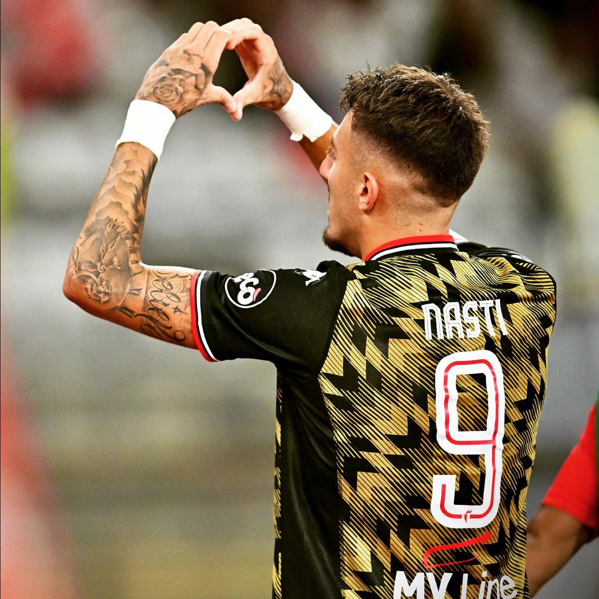 theMilanZone_'s tweet image. 🚨 Previsto in settimana un incontro tra #Cremonese e #ACMilan per Marco #Nasti. 

via @NicoSchira