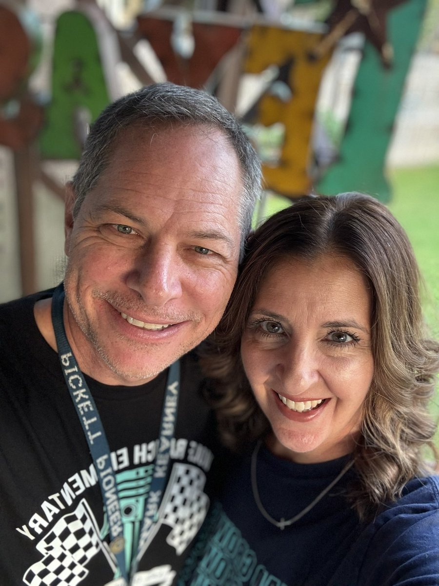Jennifer Kearney (@jenkearneytx) on Twitter photo Official first day of the GISD school year which calls for our annual back to school pic! #WeAreGISD <a href="/GeorgetownISD/">Georgetown ISD</a> Official first day of the GISD school year which calls for our annual back to school pic! #WeAreGISD <a href="/GeorgetownISD/">Georgetown ISD</a>