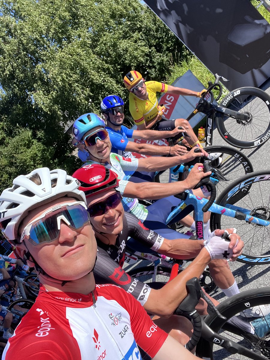 ArcticRaceofN's tweet photo. The most colourful startline with all our leaders jerseys 🤩 #StartlineSelfie 

🧡#ArcticRace https://t.co/yebMcgLo9d