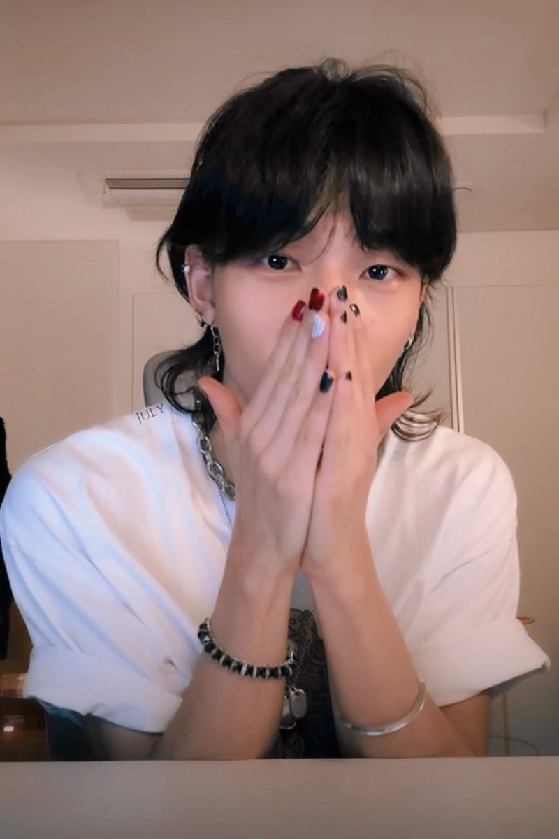 July_hhj0320's tweet photo. 🧑🏻‍🦱 https://t.co/H70sRIM7Md