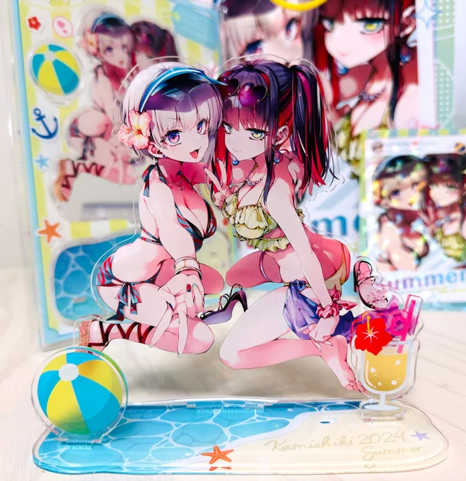 お品書きをはじめ、夏コミグッズは折笠てゐさん()のデザインです。どれも夏らしくてとってもキュート!個人的イチオシはアクリルフィギュア、クリアパーツがカワイイ!! 