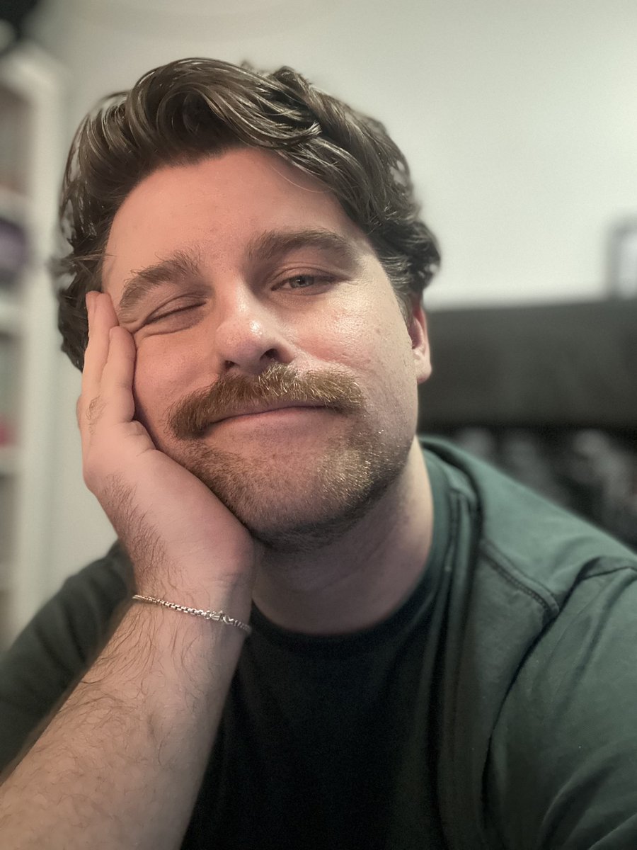 heartpiece44's tweet photo. haven’t posted anything life related in a while but I started a new job today!! I’m a trainee biostatistician for NSW Health for the next 3 years while doing a(nother) masters (lol) and I’m super excited!! but also already exhausted (double lol) https://t.co/kXHYAgcjZh