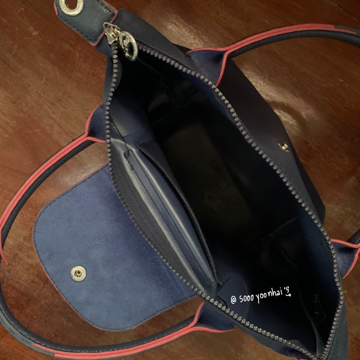 5000yoonhai's tweet photo. #ส่งต่อlongchamp ⭐️ปล่อยต่อน้องไซส์ s มีสายสะพายให้ค้าบ #ส่งต่อ 600 ถ้วน ส่งฟรี สภาพใช้งาน เดมมาขอดูพต.ได้ทุกมุมเยย 🧤#longchampthailand #ส่งต่อlongchampแท้ #longchampส่งต่อ #ส่งต่อกระเป๋ามือสอง #longchampมือสอง https://t.co/65HoXw24ll