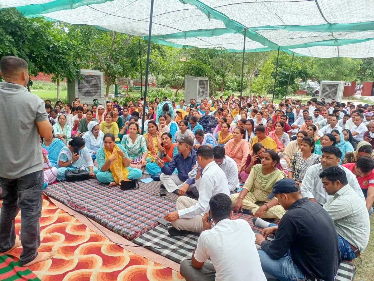 <a href="/anas_president/">Dr Anas (AIACHO President)</a> Whole NHM on Strike in Haryana from last 12 days and going on ✊🏻
#NHMHaryanaRegularization 
#CHO_Regularizatiom