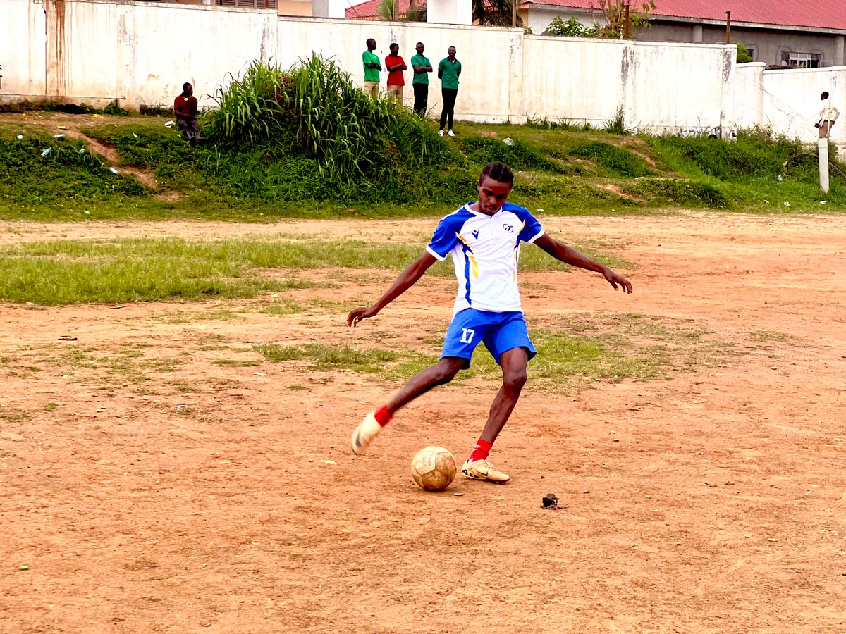 TeamUltmate's tweet photo. Short trip to Kibuli this evening for the Ultimate Boys! https://t.co/DApXaWmF8q