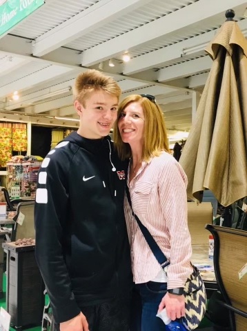 17yo PromKing Jorden DeMay was about to go on vacation with his loving family. This sports star had everything going for him, which made him a perfect target for a group of men on the other side of the planet, playing a game of cat &amp; mouse.
WATCH HERE: swordandscale.com
#mi