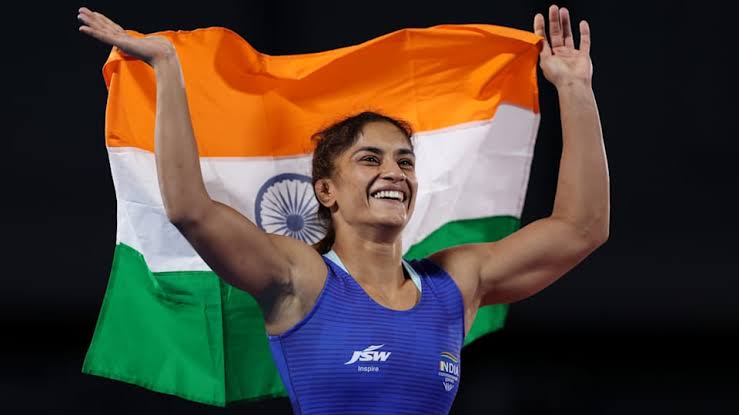 Priyanka Gandhi Vadra (@priyankagandhi) on Twitter photo शाबाश <a href="/Phogat_Vinesh/">Vinesh Phogat</a> !
मैं जानती हूं कि आपके लिए यह सिर्फ ओलंपिक का कठिन मुकाबला भर नहीं है। आपने दुनिया की नंबर वन खिलाड़ी को तो हराया ही, यह मैदान के भीतर और बाहर आपके संघर्षों की भी जीत है।
आज पूरी दुनिया आपके हाथों में लहराता हुआ तिरंगा देख रही है। आप इस देश का गौरव हैं शाबाश <a href="/Phogat_Vinesh/">Vinesh Phogat</a> !
मैं जानती हूं कि आपके लिए यह सिर्फ ओलंपिक का कठिन मुकाबला भर नहीं है। आपने दुनिया की नंबर वन खिलाड़ी को तो हराया ही, यह मैदान के भीतर और बाहर आपके संघर्षों की भी जीत है।
आज पूरी दुनिया आपके हाथों में लहराता हुआ तिरंगा देख रही है। आप इस देश का गौरव हैं